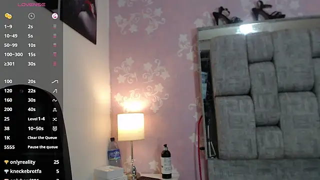 KarinaSimonz online show from December 2024 11:08:02 PM