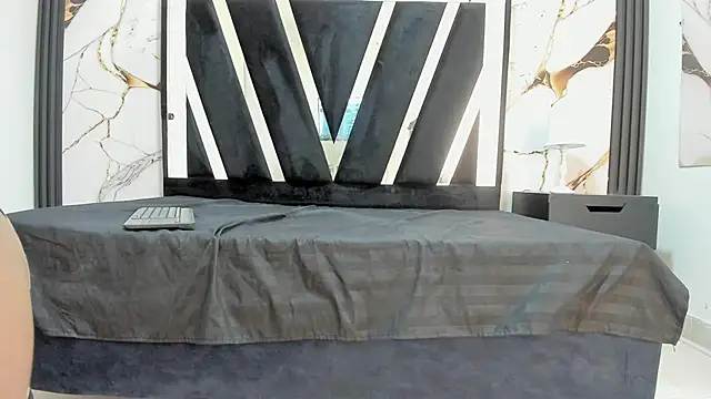 KarinaSimonz online show from October 2025 07:34:02 PM