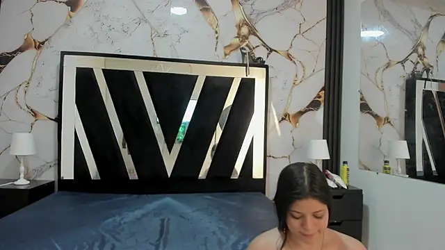 KarinaSimonz online show from October 2025 09:02:01 PM