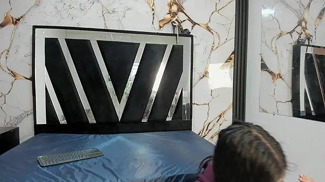 KarinaSimonz online show from October 2025 06:42:02 PM