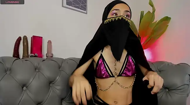 inaya zyad online show from February 2025 07:59:02 PM