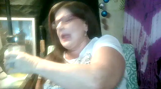 Snapshot of Fantasymaid80 chatting on January 2025 05:41:02 AM Fantasymaid80 online show from January 2025 05:41:02 AM