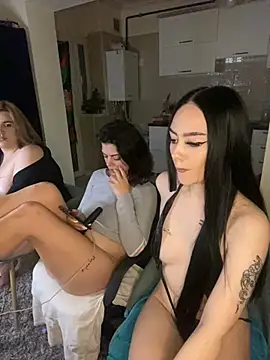 Snapshot of Gya_Rue chatting on March 2025 10:28:02 PM Gya Rue online show from March 2025 10:28:02 PM