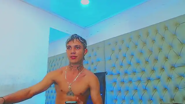 HannibalLester online show from January 2025 12:54:01 PM