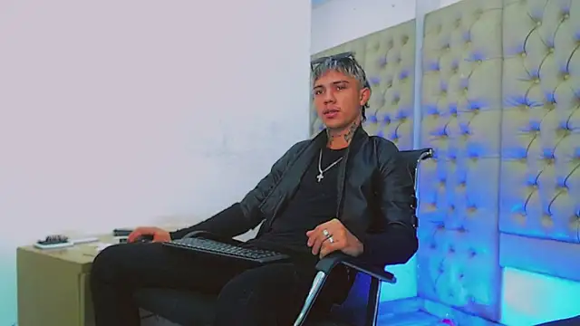 HannibalLester online show from February 2025 04:15:02 AM