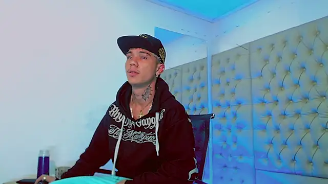 HannibalLester online show from February 2025 02:49:02 AM