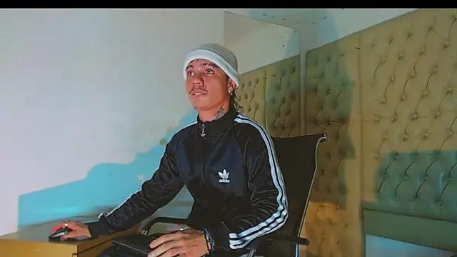 HannibalLester online show from February 2025 01:46:02 AM