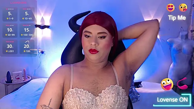 Emili Roux online show from December 2025 12:32:02 PM