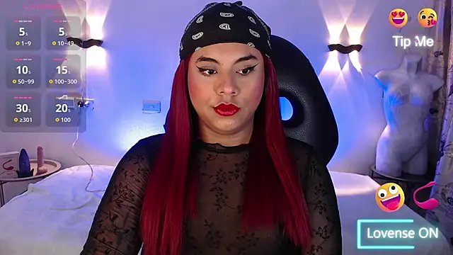 Emili Roux online show from December 2025 12:36:02 PM