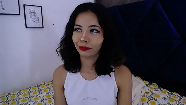 Akane Uwu online show from October 2025 04:04:01 PM