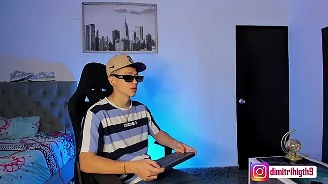 Dimitri higth420 online show from January 2025 07:29:02 PM