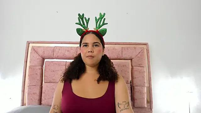 zoee lovv online show from December 2024 09:21:02 AM