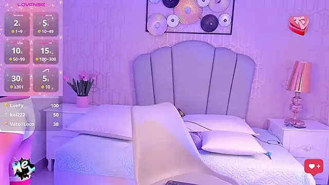 Paige smith online show from January 2025 01:32:01 AM