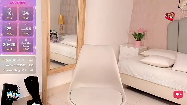 Paige smith online show from January 2025 10:33:01 PM