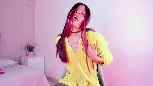 Paige smith online show from March 2025 08:38:02 PM