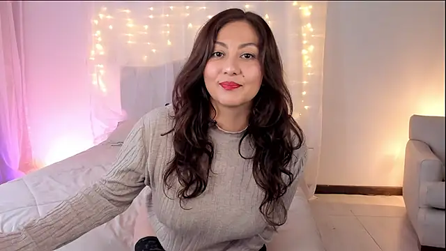 Snapshot of karla_paradise_ chatting on December 2024 06:27:02 PM karla paradise  online show from December 2024 06:27:02 PM