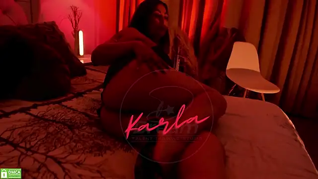 Snapshot of karla_paradise_ chatting on December 2024 09:31:01 PM karla paradise  online show from December 2024 09:31:01 PM