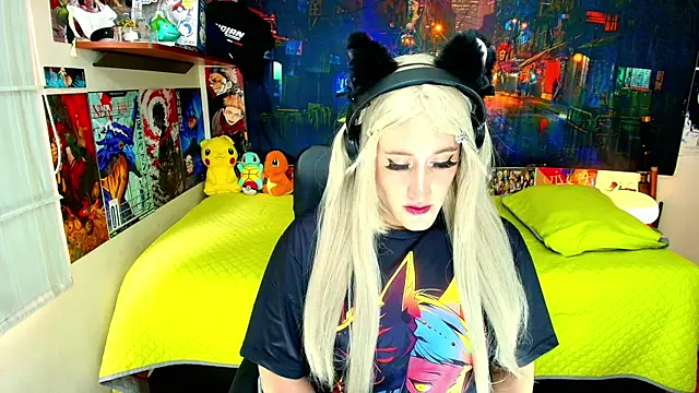 Snapshot of HakuRukushka chatting on December 2025 08:14:01 PM HakuRukushka online show from December 2025 08:14:01 PM