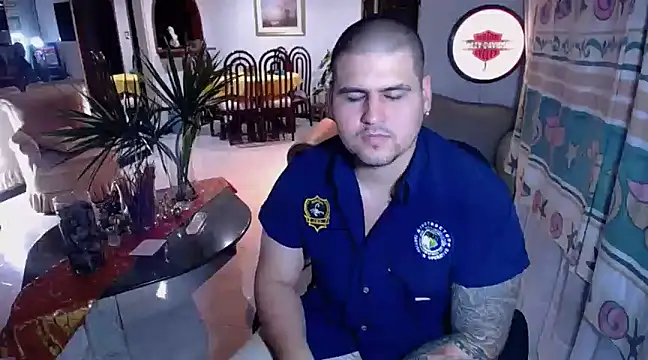 pitbullveryhot online show from February 2025 03:45:01 AM