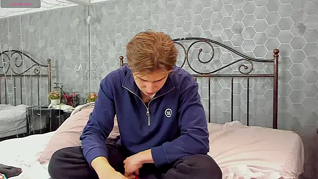 Snapshot of Marcus_Swampov chatting on December 2024 07:16:01 AM Marcus Swampov online show from December 2024 07:16:01 AM