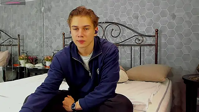 Snapshot of Marcus_Swampov chatting on December 2024 08:58:02 PM Marcus Swampov online show from December 2024 08:58:02 PM