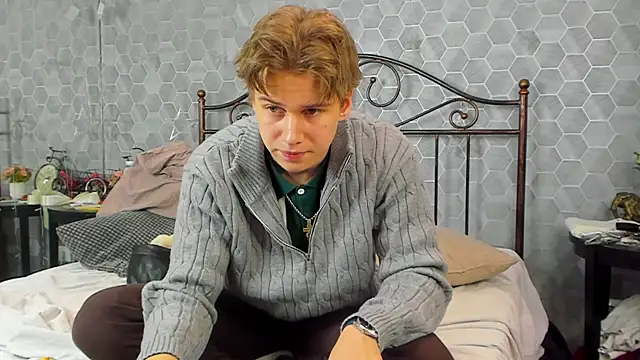 Snapshot of Marcus_Swampov chatting on December 2024 03:13:02 PM Marcus Swampov online show from December 2024 03:13:02 PM