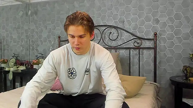 Snapshot of Marcus_Swampov chatting on January 2025 06:21:01 AM Marcus Swampov online show from January 2025 06:21:01 AM