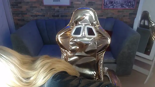 Kitty fox b online show from February 2025 10:58:01 PM