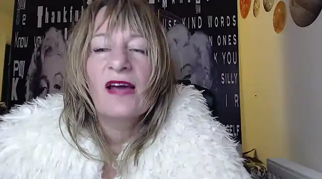 BettyDavisX online show from December 2024 10:41:02 PM
