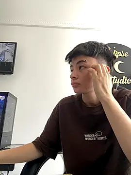 nico 18x online show from November 2025 05:02:02 PM