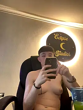 nico 18x online show from November 2025 05:07:01 AM