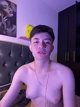 nico 18x online show from November 2025 06:34:01 AM