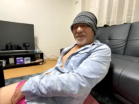 Snapshot of Grandpa29hijii chatting on October 2025 01:46:02 PM Grandpa29hijii online show from October 2025 01:46:02 PM