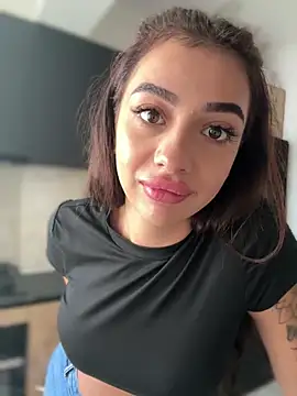 LaraVegas  online show from September 2025 05:20:01 AM