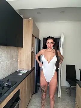 LaraVegas  online show from October 2025 06:10:01 AM