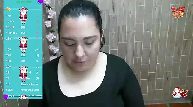 Snapshot of solyeria chatting on December 2024 08:26:02 PM solyeria online show from December 2024 08:26:02 PM