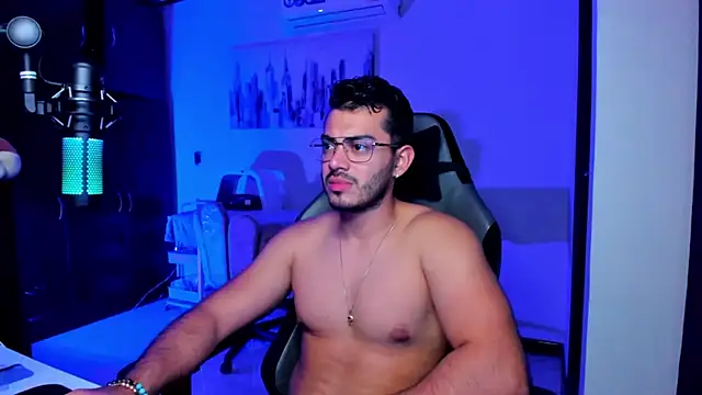 Snapshot of BrunoD31 chatting on October 2025 04:02:02 AM BrunoD31 online show from October 2025 04:02:02 AM