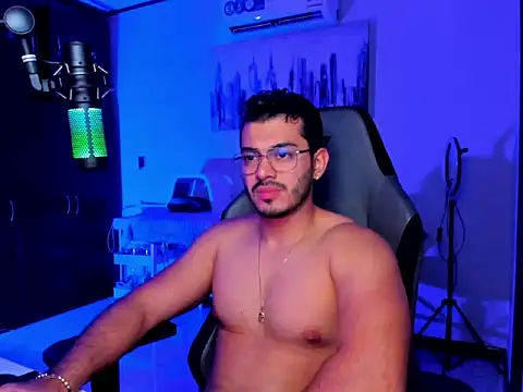 Snapshot of BrunoD31 chatting on November 2025 03:30:02 AM BrunoD31 online show from November 2025 03:30:02 AM