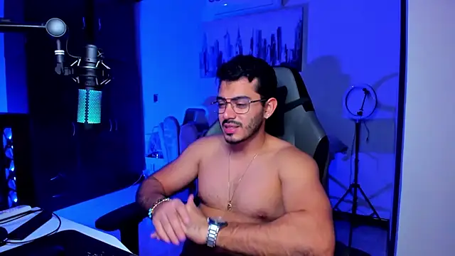 Snapshot of BrunoD31 chatting on November 2025 03:45:01 AM BrunoD31 online show from November 2025 03:45:01 AM