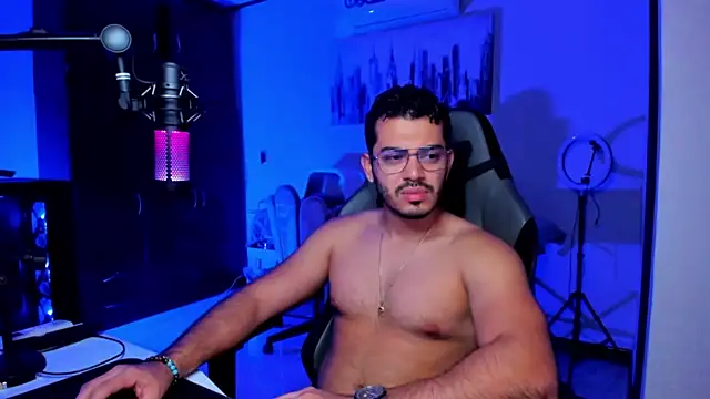 Snapshot of BrunoD31 chatting on November 2025 09:52:02 PM BrunoD31 online show from November 2025 09:52:02 PM