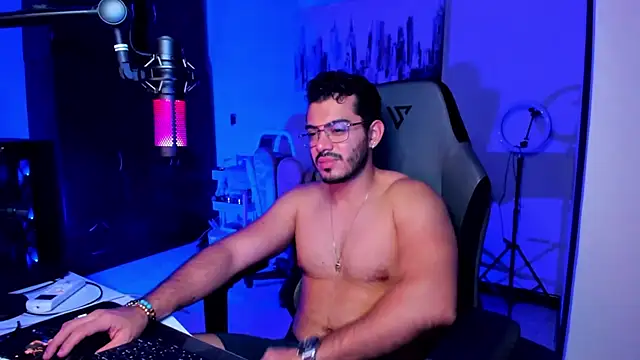 Snapshot of BrunoD31 chatting on November 2025 04:33:02 AM BrunoD31 online show from November 2025 04:33:02 AM