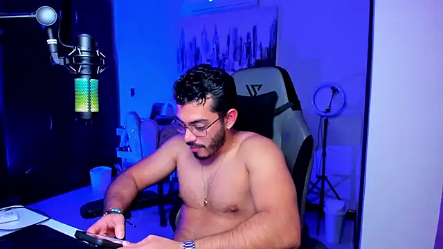 Snapshot of BrunoD31 chatting on November 2025 07:19:02 AM BrunoD31 online show from November 2025 07:19:02 AM