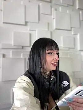 Annie LS online show from January 2025 05:37:02 PM