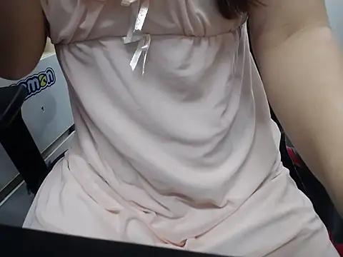 Snapshot of Hotqueensex chatting on October 2025 10:17:01 PM Hotqueensex online show from October 2025 10:17:01 PM