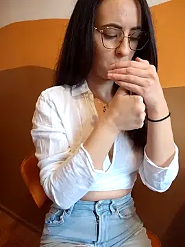 Snapshot of saidaskye chatting on November 2025 09:42:02 AM saidaskye online show from November 2025 09:42:02 AM