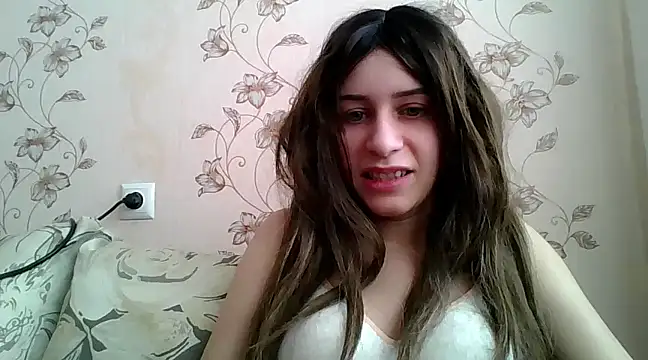 Snapshot of Tasia_uci chatting on February 2025 12:48:01 PM Tasia uci online show from February 2025 12:48:01 PM