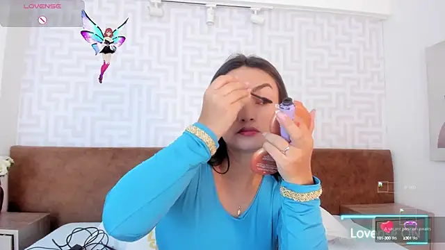 anany   online show from October 2025 12:15:02 PM