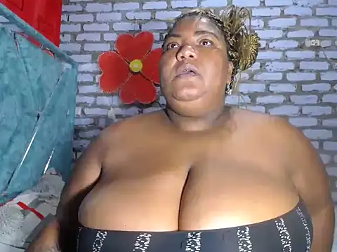 Snapshot of bustyboobsperver chatting on September 2025 06:13:01 AM bustyboobsperver online show from September 2025 06:13:01 AM