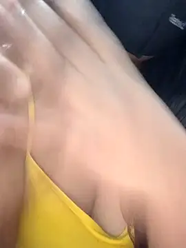 delhi gril online show from September 2025 11:56:01 AM