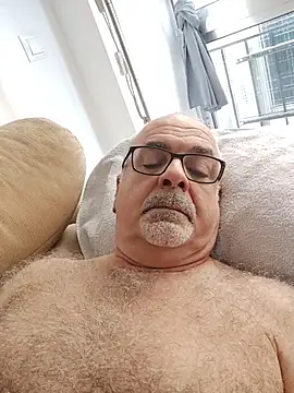 Snapshot of Satiro_Sevilla chatting on November 2025 03:22:01 PM Satiro Sevilla online show from November 2025 03:22:01 PM